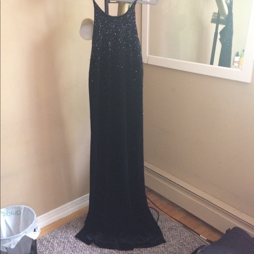 Dress - Picture 9 of 13